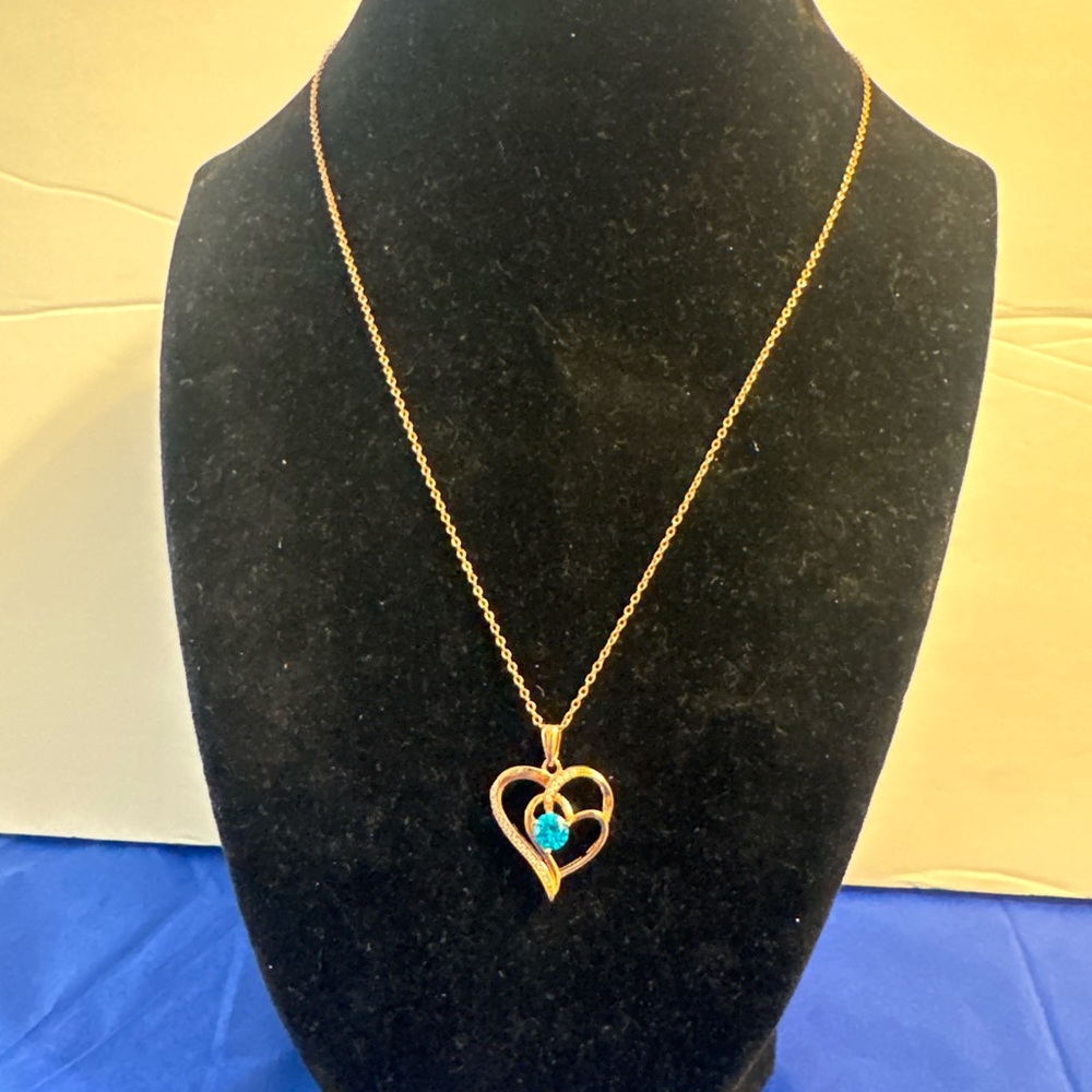 DENKAYS STATEMENT NECKLACE